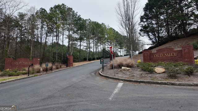 115 Old Mill Drive, Calhoun, GA 30701