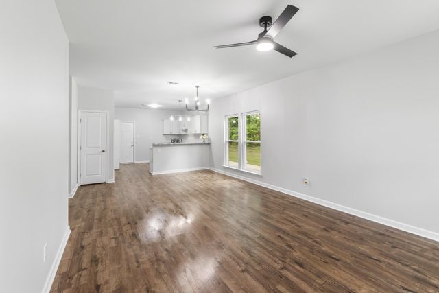 3275 SEMINOLE RD, Memphis, TN 38111