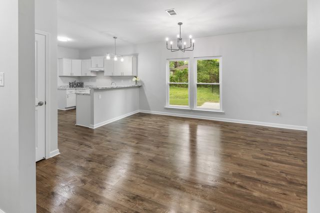 3275 SEMINOLE RD, Memphis, TN 38111