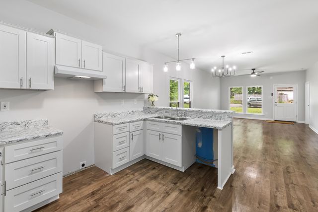 3275 SEMINOLE RD, Memphis, TN 38111