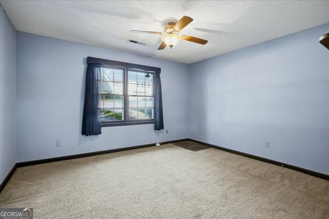 1709 Winchester Way SE, Conyers, GA 30013