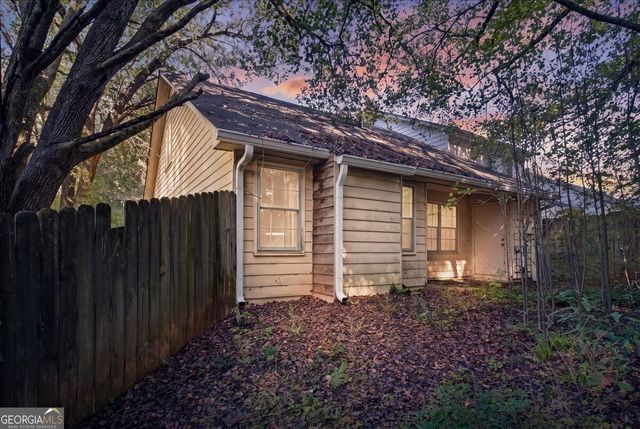 1709 Winchester Way SE, Conyers, GA 30013