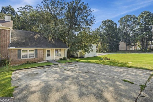 1709 Winchester Way SE, Conyers, GA 30013