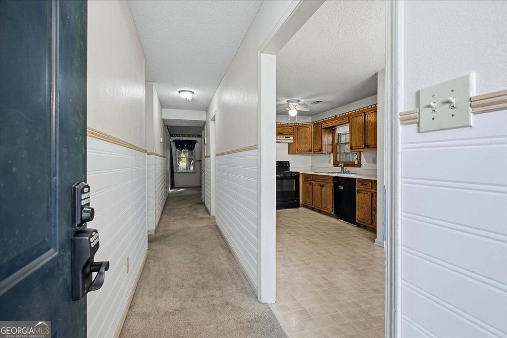 1709 Winchester Way SE, Conyers, GA 30013 — photo 4