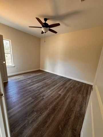 2465 Jordan Ave, Cowarts, AL 36321