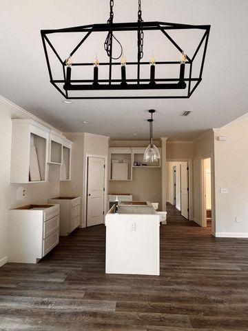 2465 Jordan Ave, Cowarts, AL 36321