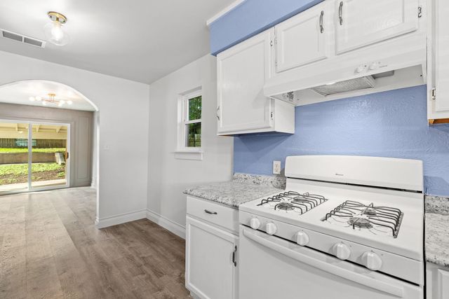 600 Pintail LN, Taylor, TX 76574