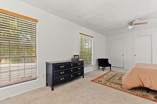 600 Pintail LN, Taylor, TX 76574