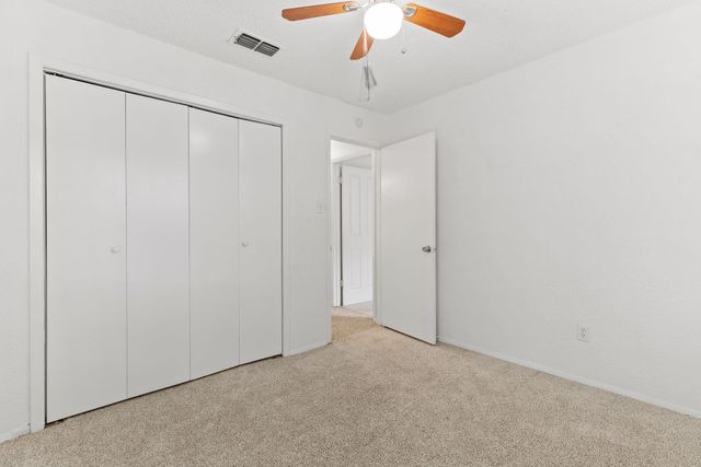 600 Pintail LN, Taylor, TX 76574