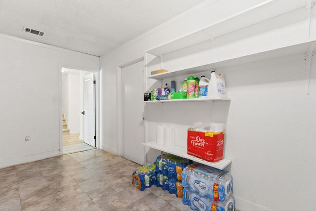 600 Pintail LN, Taylor, TX 76574