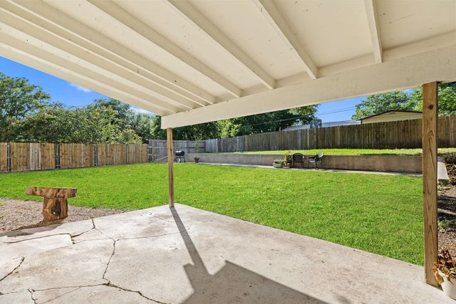 600 Pintail LN, Taylor, TX 76574