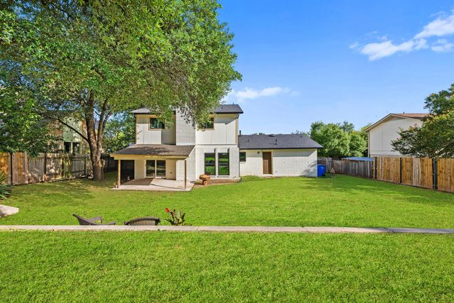 600 Pintail LN, Taylor, TX 76574