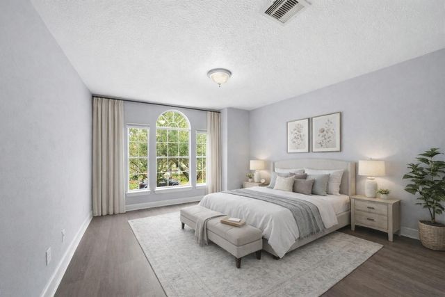 18 E Bonny Branch Street, The Woodlands, TX 77382