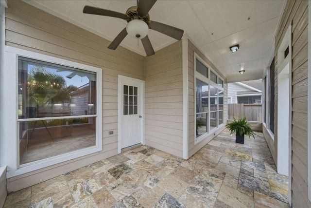 18 E Bonny Branch Street, The Woodlands, TX 77382