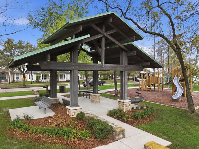 18 E Bonny Branch Street, The Woodlands, TX 77382