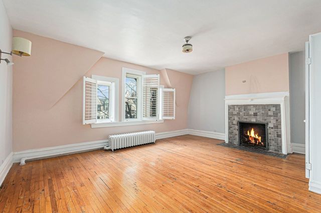 5114 S Dorchester Avenue, Chicago, IL 60615