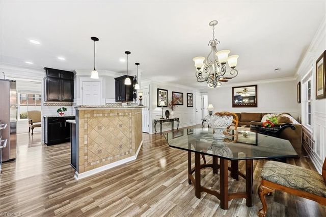 8009 Hill N Dale Drive, Kernersville, NC 27284