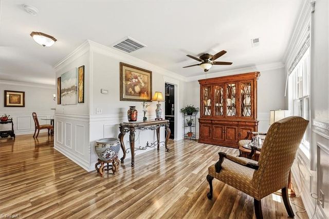 8009 Hill N Dale Drive, Kernersville, NC 27284