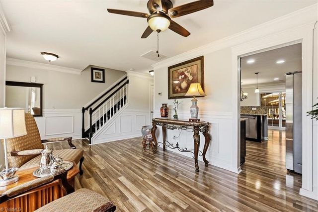 8009 Hill N Dale Drive, Kernersville, NC 27284