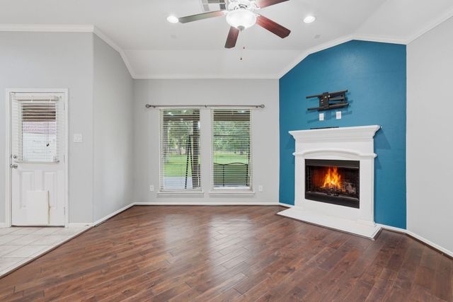 9217 Silver Back Trail, Conroe, TX 77303
