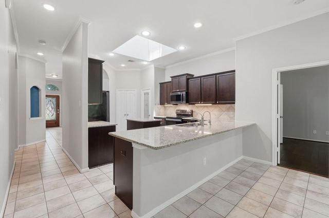 9217 Silver Back Trail, Conroe, TX 77303