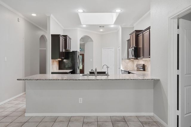 9217 Silver Back Trail, Conroe, TX 77303