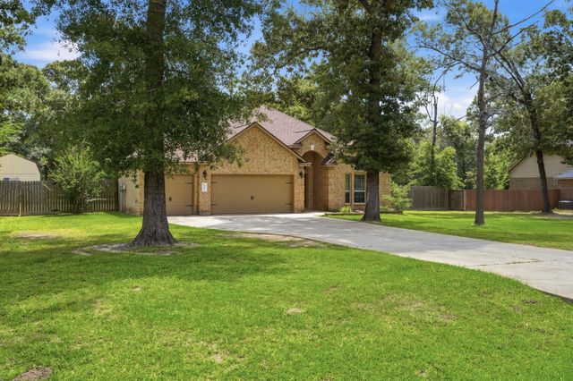 9217 Silver Back Trail, Conroe, TX 77303