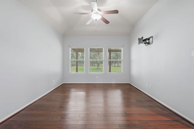 9217 Silver Back Trail, Conroe, TX 77303