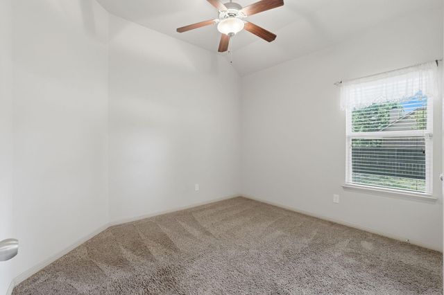 9217 Silver Back Trail, Conroe, TX 77303
