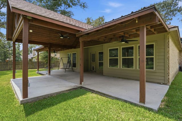 9217 Silver Back Trail, Conroe, TX 77303