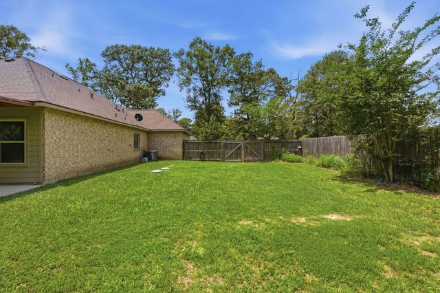 9217 Silver Back Trail, Conroe, TX 77303