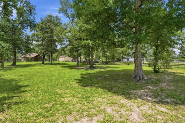 9217 Silver Back Trail, Conroe, TX 77303