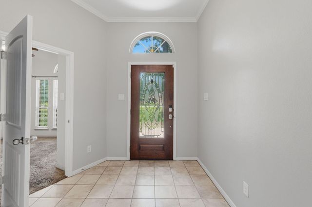 9217 Silver Back Trail, Conroe, TX 77303