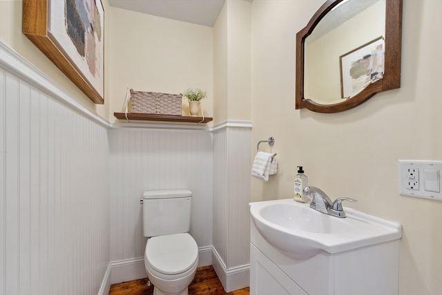 25 Partridge Avenue, Somerville, MA 02145