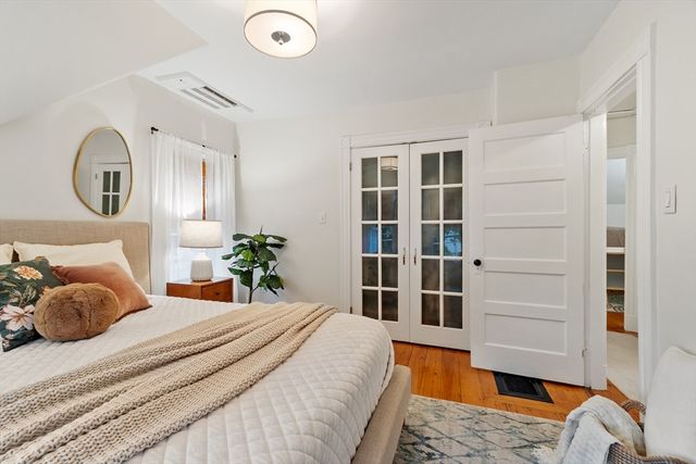 25 Partridge Avenue, Somerville, MA 02145