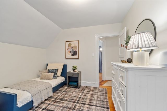 25 Partridge Avenue, Somerville, MA 02145