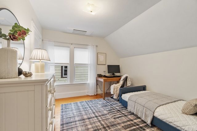 25 Partridge Avenue, Somerville, MA 02145