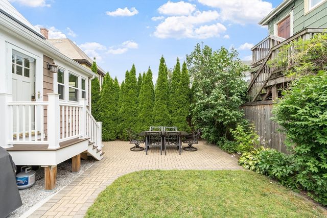 25 Partridge Avenue, Somerville, MA 02145