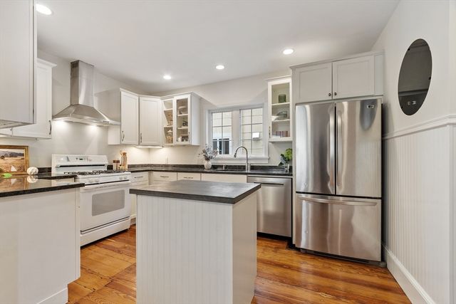25 Partridge Avenue, Somerville, MA 02145
