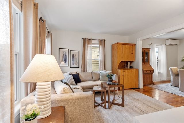 25 Partridge Avenue, Somerville, MA 02145