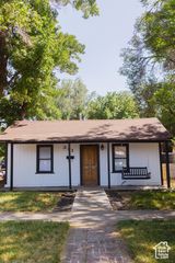 311 W CENTER ST, Springville, UT 84663