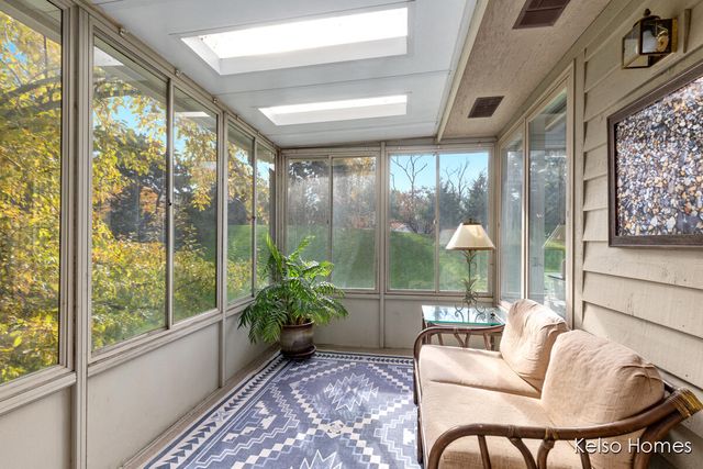 2016 Tall Meadow Street, Grand Rapids, MI 49505