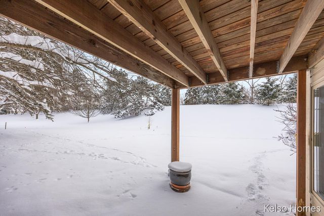 2016 Tall Meadow Street, Grand Rapids, MI 49505