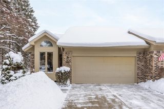 2016 Tall Meadow Street, Grand Rapids, MI 49505