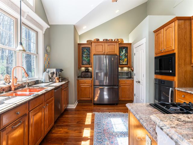 39 Oak Hollow Drive 23, Asheville, NC 28805