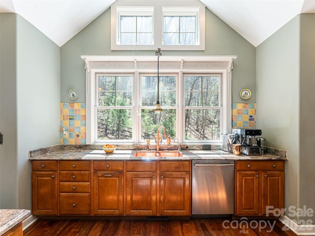 39 Oak Hollow Drive 23, Asheville, NC 28805