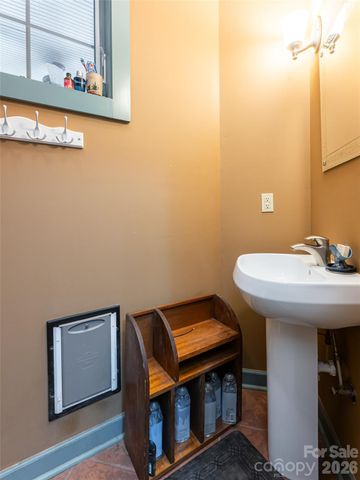 39 Oak Hollow Drive 23, Asheville, NC 28805