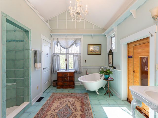 39 Oak Hollow Drive 23, Asheville, NC 28805