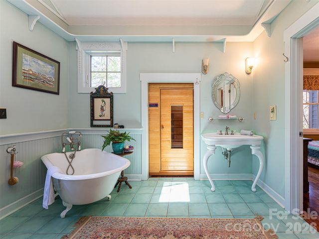 39 Oak Hollow Drive 23, Asheville, NC 28805