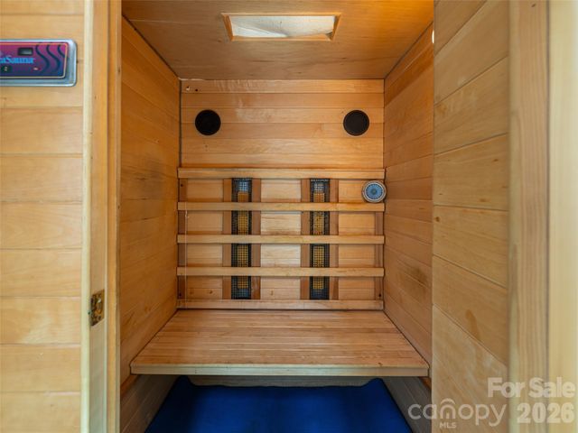 39 Oak Hollow Drive 23, Asheville, NC 28805